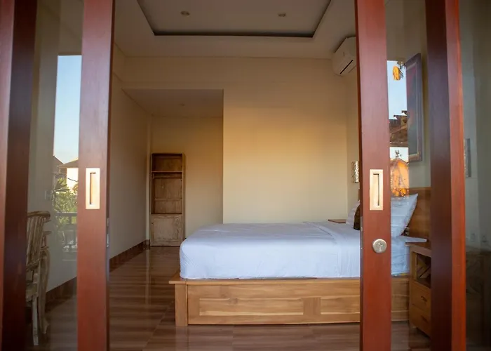 Homestay Anik *