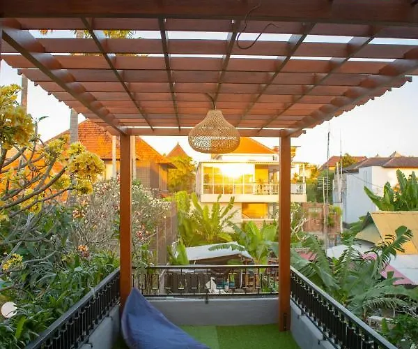 Anik Homestay